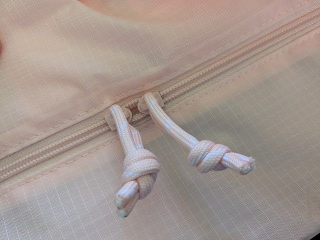 コールマン撥水ボストンバッグ ファスナーロープアップ