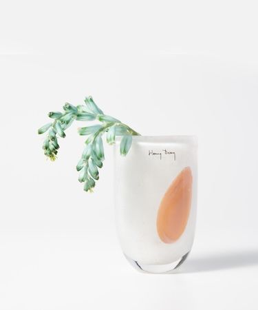 ベルギーのフラワーベースブランド「Henry Dean」から、春らしい新カラーが登場！