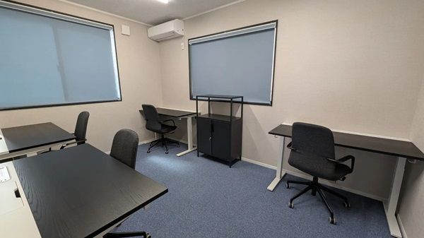 【長野県飯田市】予約不要＆従量課金コワーキングスペース「いいオフィス飯田 by Comes」がオープン。南アルプスの絶景とともに働く！