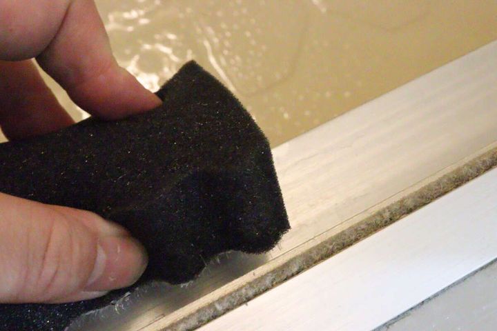 浴室床のがんこ汚れスッキリスポンジ サッシ