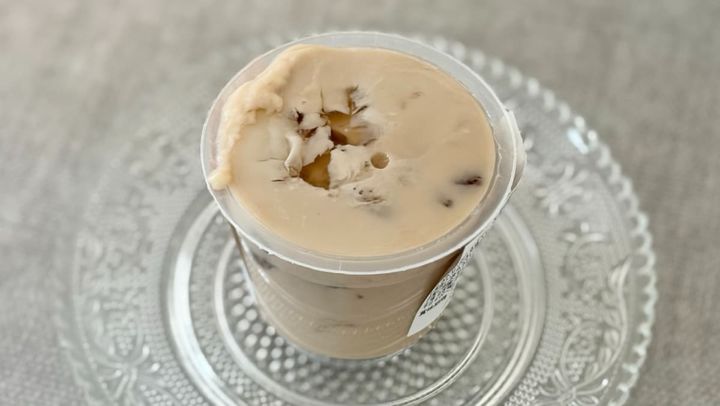 紅茶が香る大人の味♡【ローソン限定】贅沢気分を味わえちゃうプリン