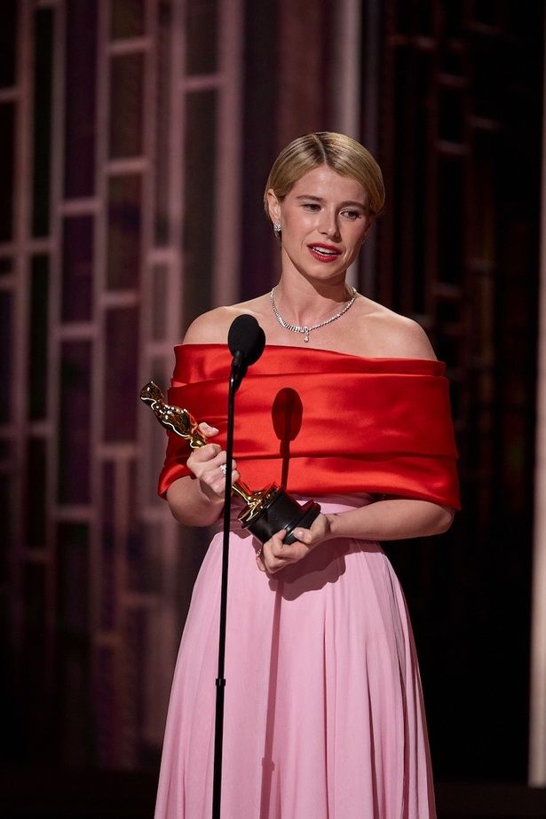 【写真を見る】「素晴らしい母親の魂にこの賞を」監督・原作者・共演者への感謝のスピーチを披露 [c]A.M.P.A.S.