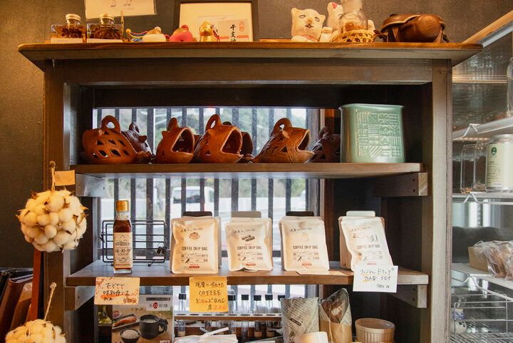 伊東の古民家で過ごす穏やかな時間。旬の魚介とふわふわのアジフライに舌鼓「ごはん酒菜 そのに」 