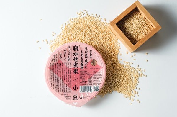 「寝かせ玄米 小豆ブレンド」が進化！小豆の食感と風味を引き出し、さらに美味しく