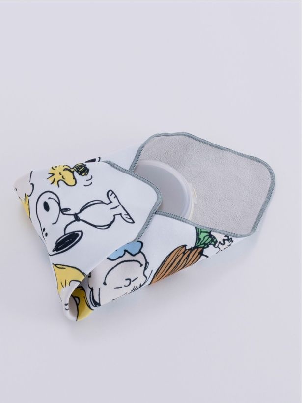 お弁当箱を包めばランチポーチ代わりに