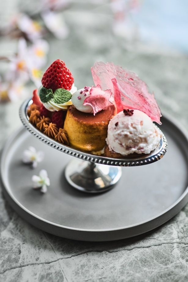 季節の蜜芋プリンアラモード(1880円)