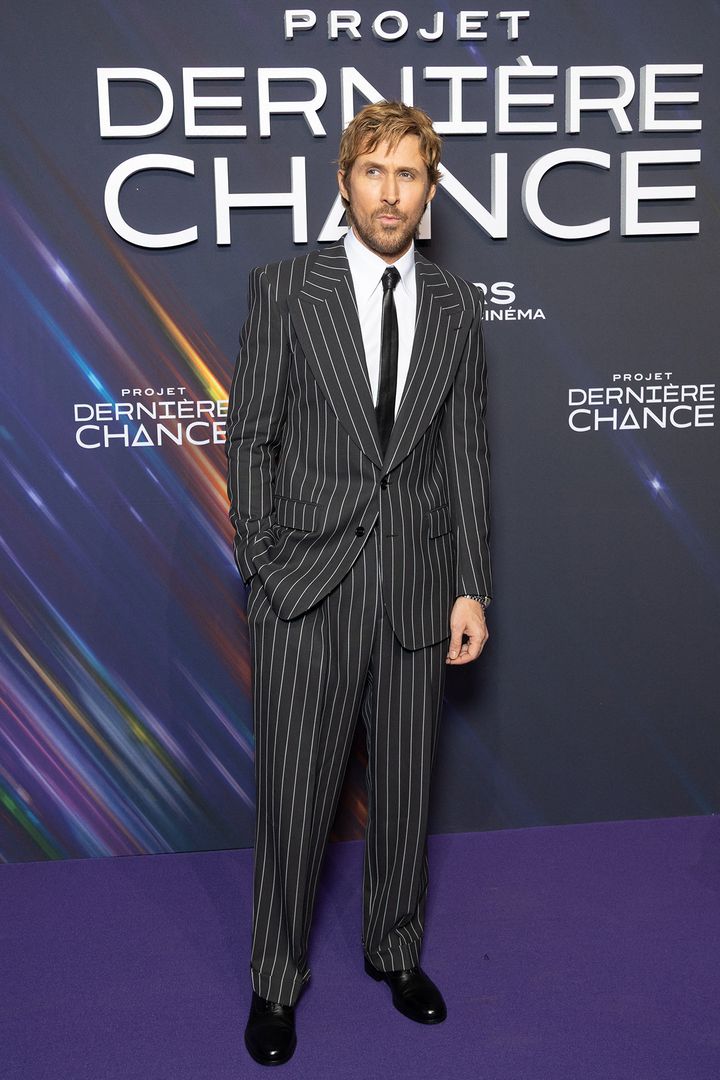 260317-ryan-gosling-paris-premiere-look-jpg