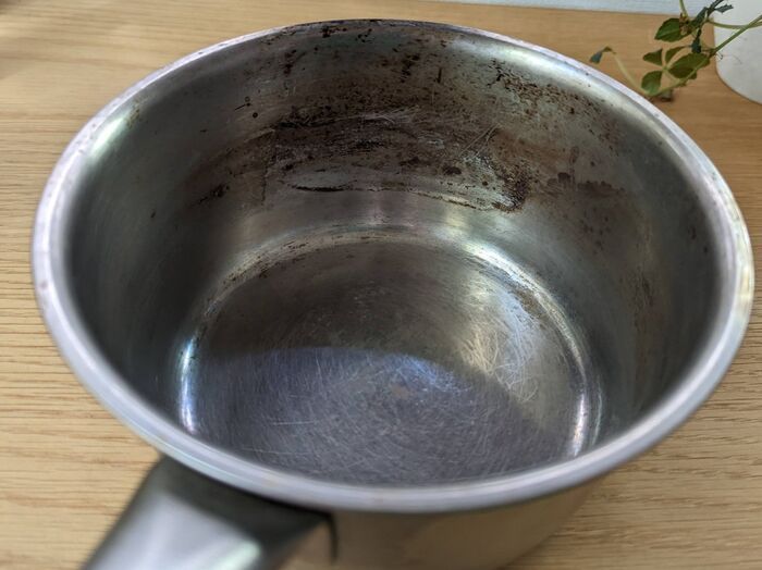 この手があったか！リンゴの皮はすぐ冷凍or乾燥が正解♪家事にメチャ使える便利アイテムに