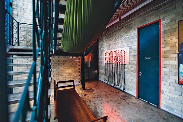 バンコク〈シネマ・オアシス〉併設のギャラリーフロア