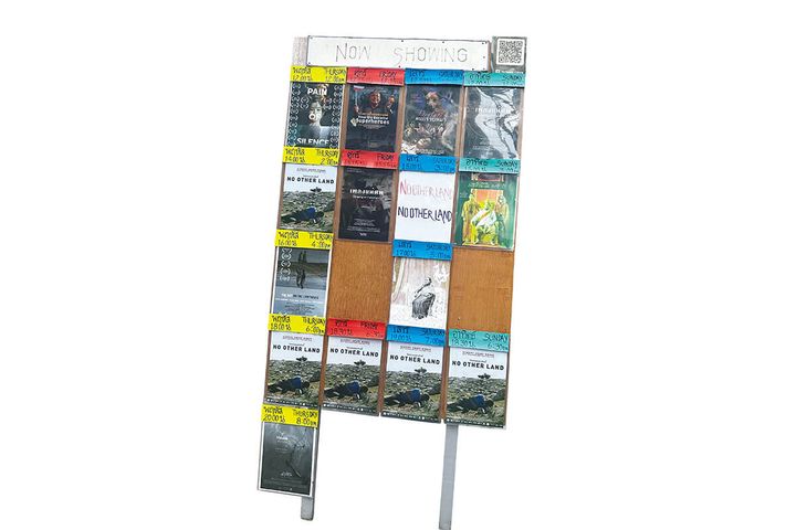 バンコク〈シネマ・オアシス〉看板