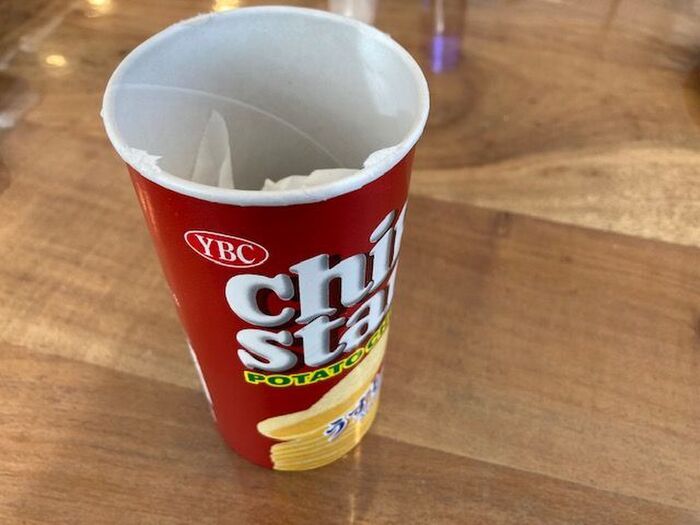 小さな『ラムネの袋』をバッグに入れておくと→外出時に大活躍♡捨てる前にもうひと働き！