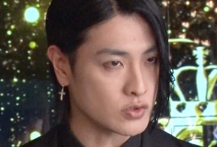 【写真・画像】人気ホストの整形箇所を軍神が暴露「150万円かかってる」 1枚目