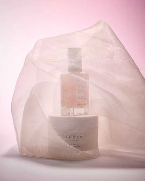 DAMDAMもちもちルミナスクリーム×manucuristアクティブプランプ