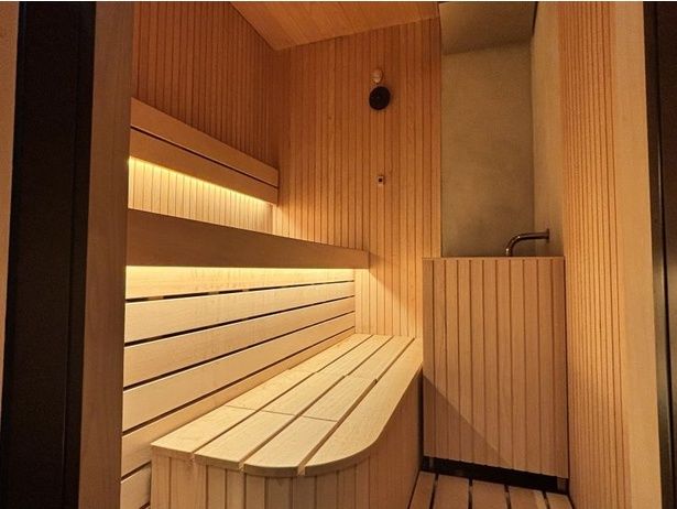 サウナキングルームに設置されたサウナ