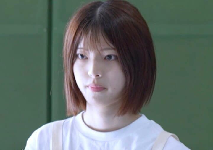 ランキング最下位の15歳練習生、歌・ダンスが未経験すぎて