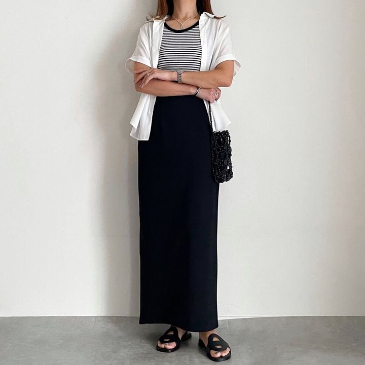 GUドレープシャツの羽織コーデ