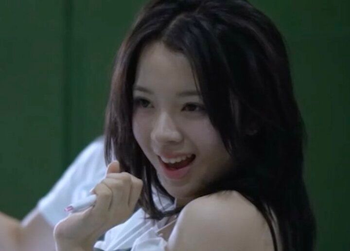 日韓でアイドル活動を経験してきた可愛すぎる18歳練習生