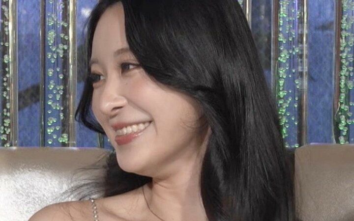 【写真・画像】「自分がメスとしてどうなるのか」“令和の愛人”27歳グラドル、お気に入りのホストを告白「グイグイ来られて罵られてみたい」 1枚目