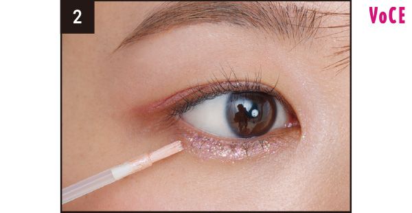 涙袋にラメをオン