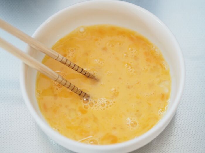 お箸VSフォーク キレイな溶き卵はどっち！？