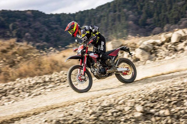 【ファンティック XEF125 / XEF250 Trail】イタリアン高級志向のトレールバイク