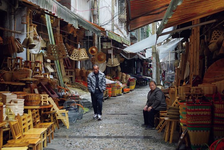 貴州省の竹問屋の並ぶ通り