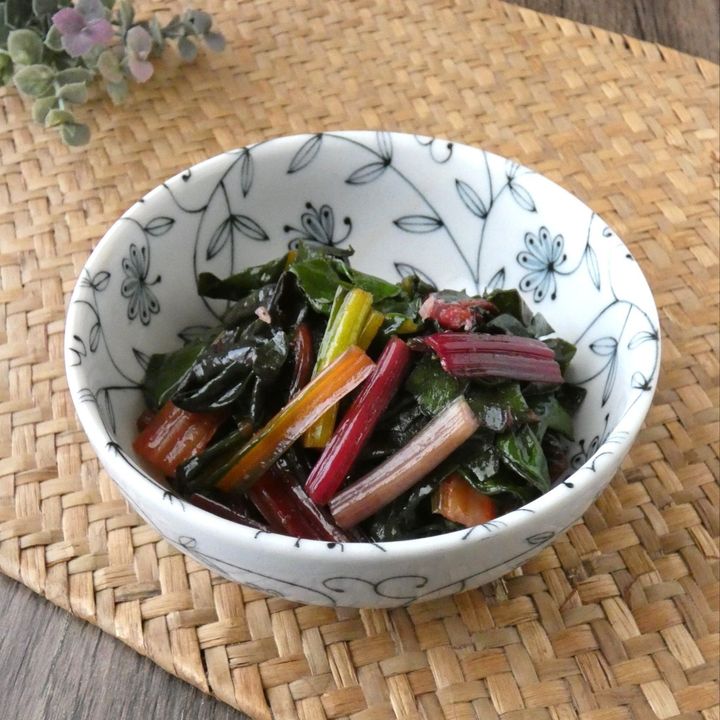 2分で完成！「スイスチャードのナムル」