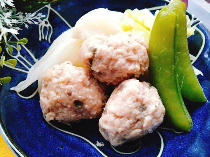 春に食べたい山椒鶏だんごの煮物