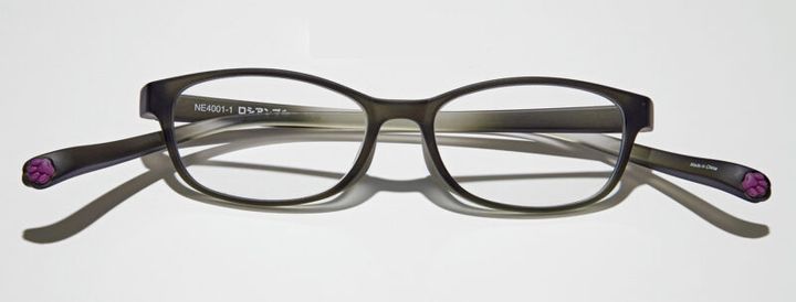 メガネのアイガン にゃんブラン ¥9,900（一体）／愛眼