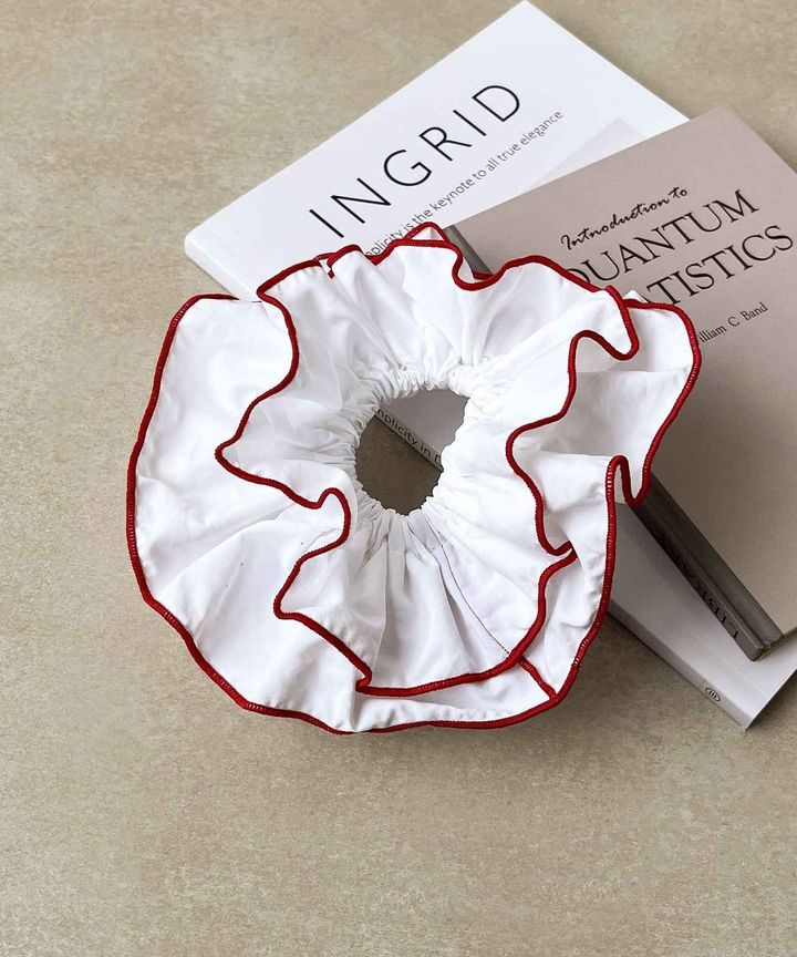 画像1: 出典：3COINS