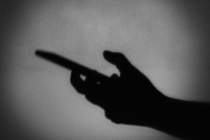 第三者による写真の悪用とデジタル誘拐の脅威