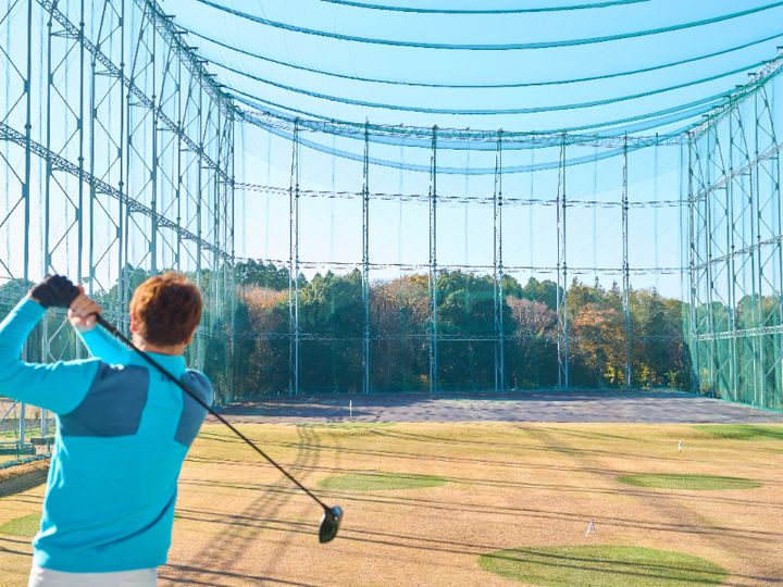 打ちっぱなしの練習方法とは？初心者〜中級者向けメニューと頻度を解説