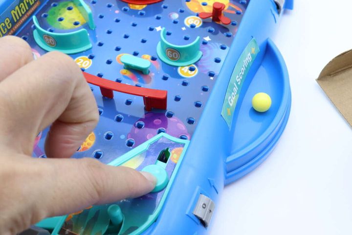 ビー玉ゲームボード 遊び方