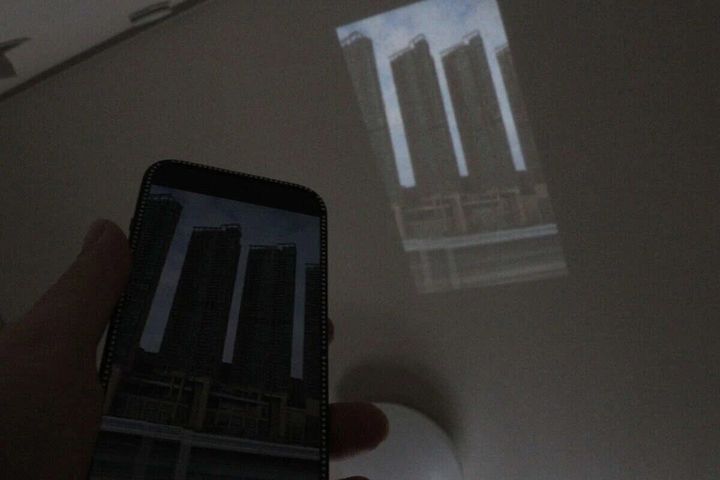 ダイソー USB Type-C to HDMI ケーブル 使用例 プロジェクター