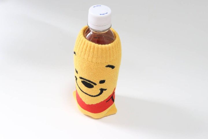 のびるニットボトルホルダー（くまのプーさん） 使用例