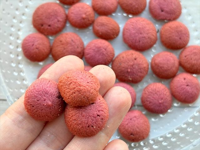 桜と木苺のミニラングドシャ