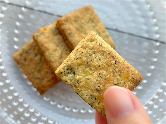 メロンとディルのチーズサブレ