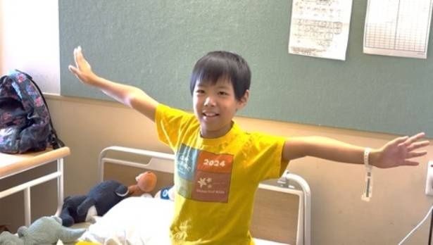 病室に広がる笑顔