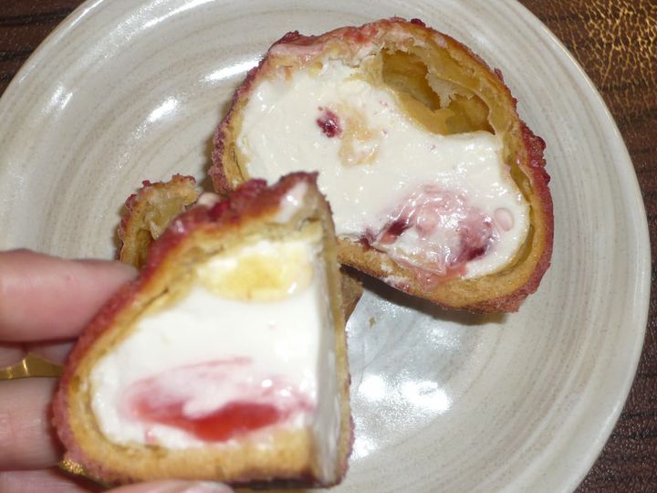 いちごのクッキーシュー4