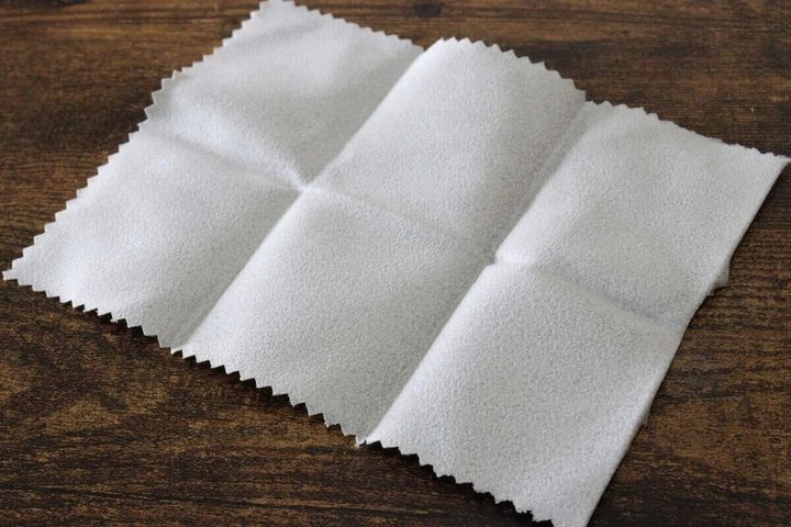 ダイソー メガネ拭きクロス（くもり止め）