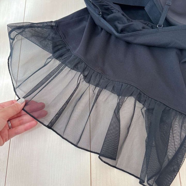 GUブラフィールペプラムキャミソール チュール部分