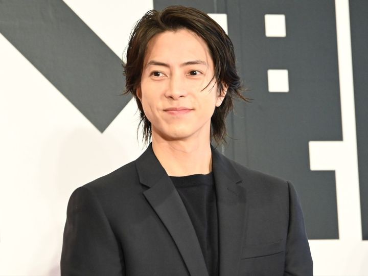 映画『正直不動産』キックオフ地鎮祭＆完成報告≪正直≫会見に出席した山下智久 クランクイン！ width=