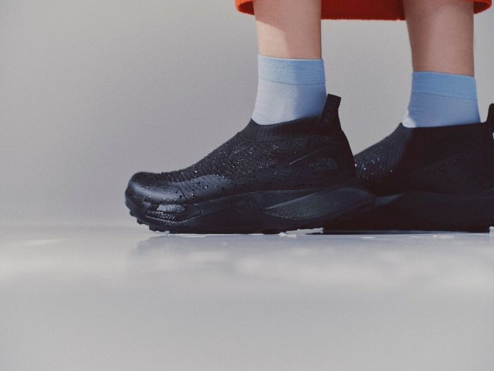 天候に左右されず、ミニマルなスタイルと防水透湿性を重視するエクスプローラーへ。