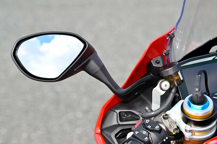 【ドゥカティ Panigale V4S】美しさと機能性が融合したデザイン【エアロダイナミクス】
