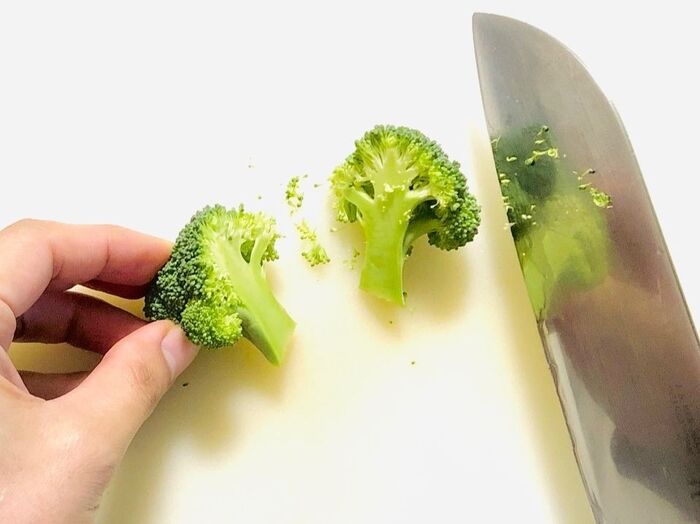 ブロッコリーを『小房に分ける』正しくできる？実は切り方にコツがあるんです！