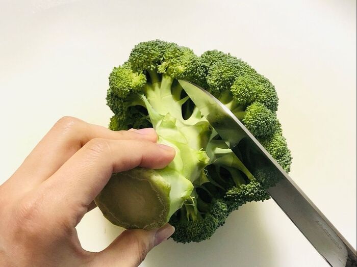ブロッコリーを『小房に分ける』正しくできる？実は切り方にコツがあるんです！
