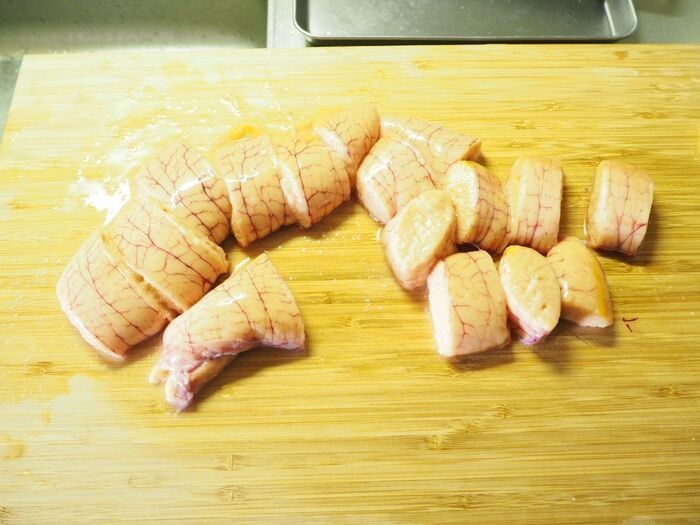 スーパーの「鮮魚コーナー」で必ず買うモノ。ちょっとしたひと手間で