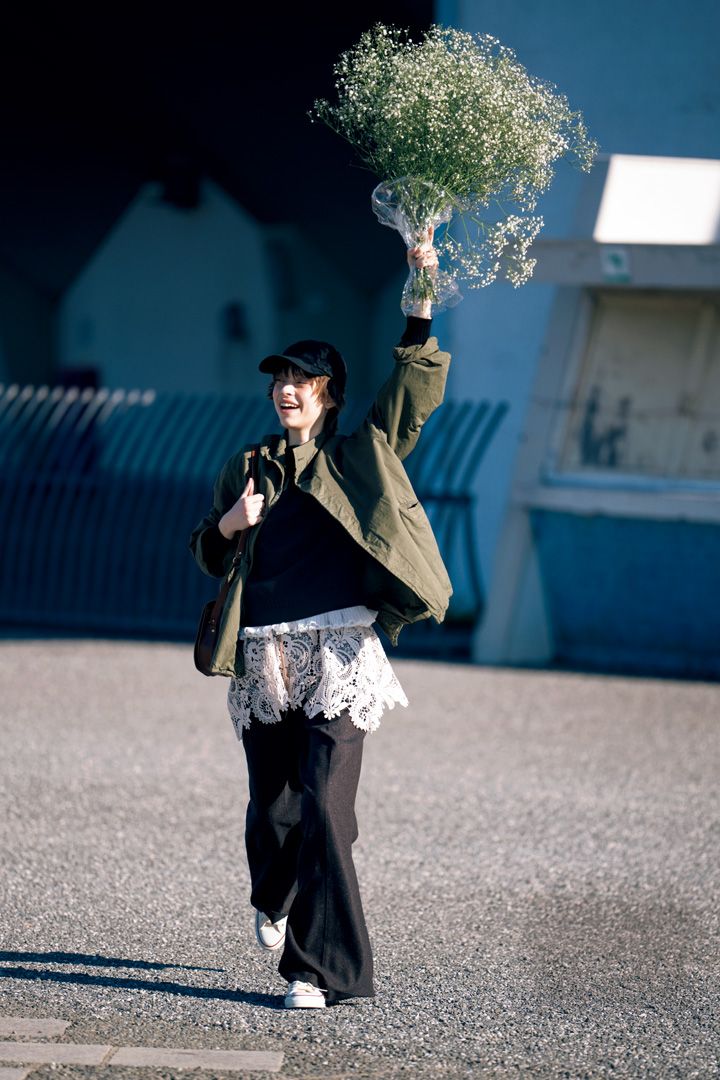 春はもうすぐ。どんなスタイルにも合わせやすいレースを取り入れたコーデ6選