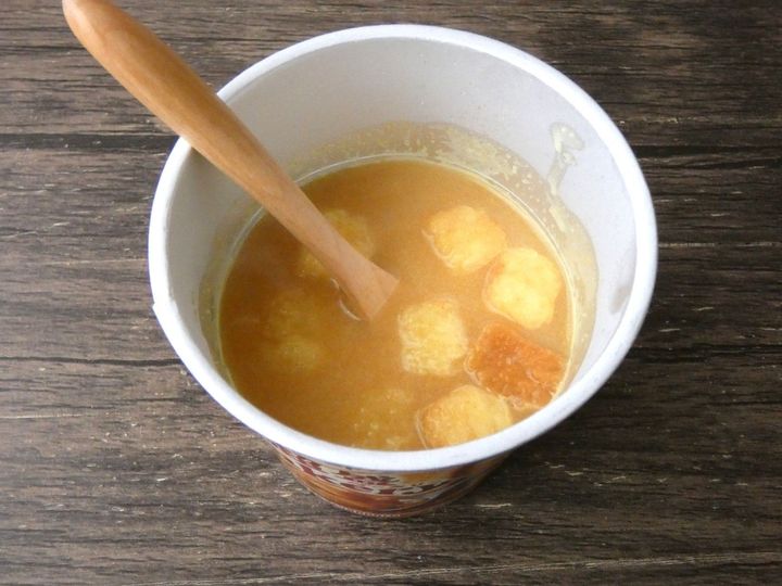 サクサクパンを最後まで楽しめる！お腹大満足のカップスープ