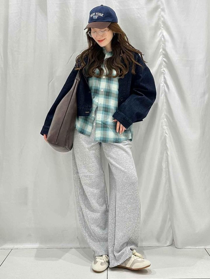 画像2: 出典：GU